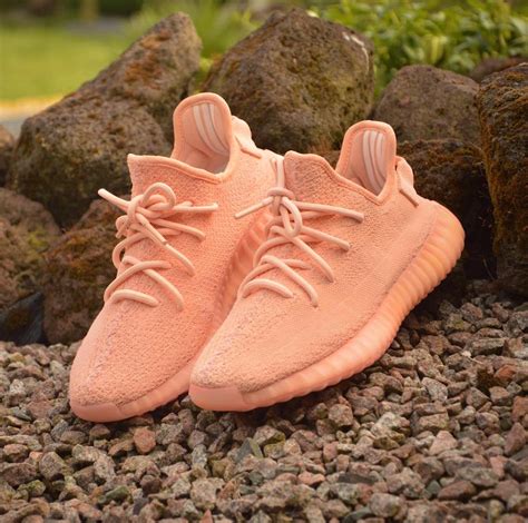 yeezy 350 peach.